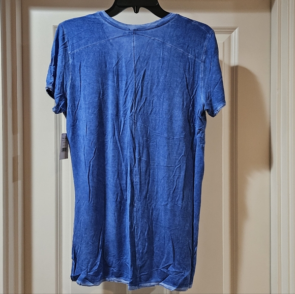 Free People Rising Sun Short Sleeve T Shirt V Neck High Low Hem Blue Size XS NWT - Picture 4 of 16